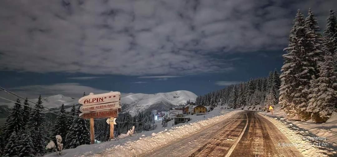 Pensiunea Alpin Ранка Екстериор снимка