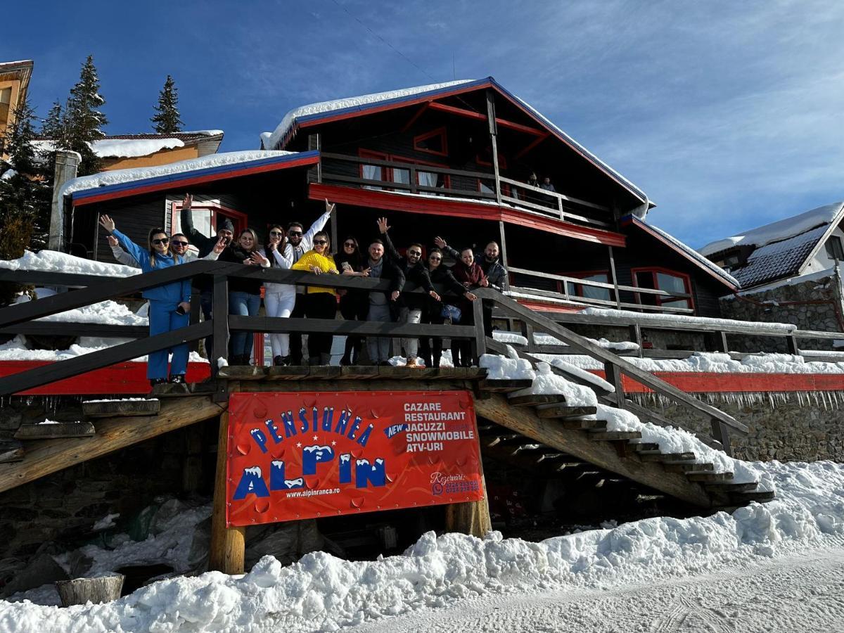 Pensiunea Alpin Ранка Екстериор снимка