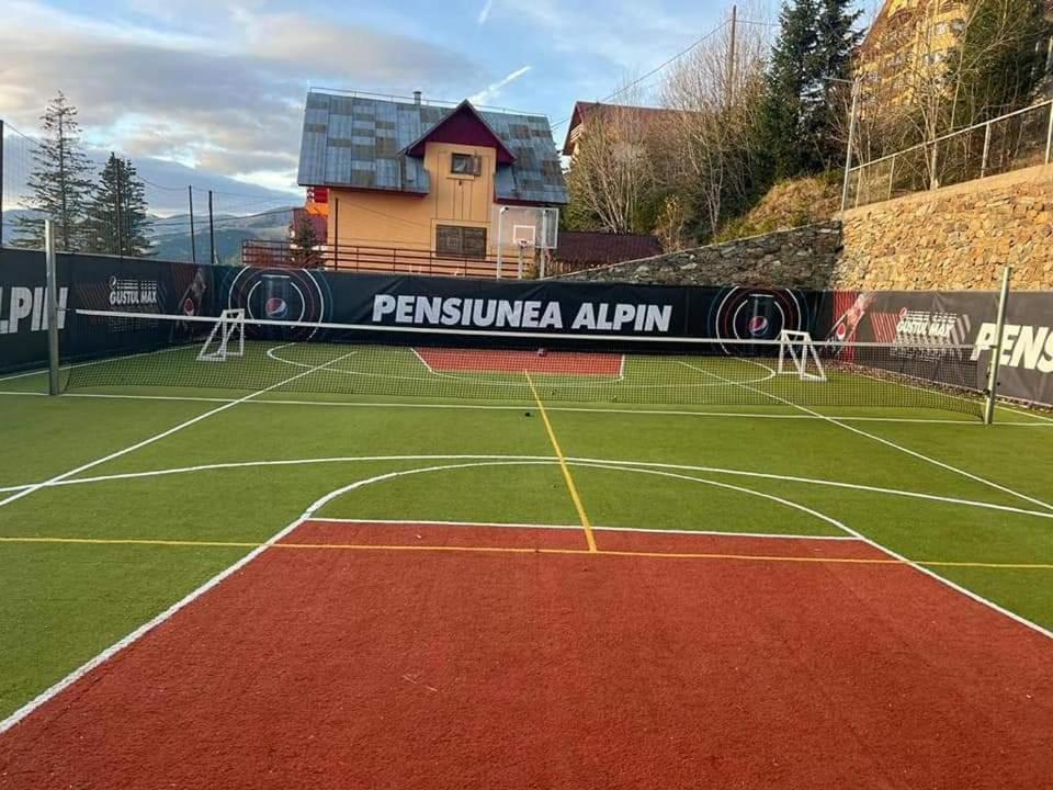 Pensiunea Alpin Ранка Екстериор снимка